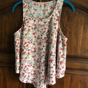 Hollister Floral Top Hi-Lo